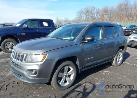 2014 Jeep Compass Sport z USA, uszkodzony, nr VIN 1C4NJDBBXED593066